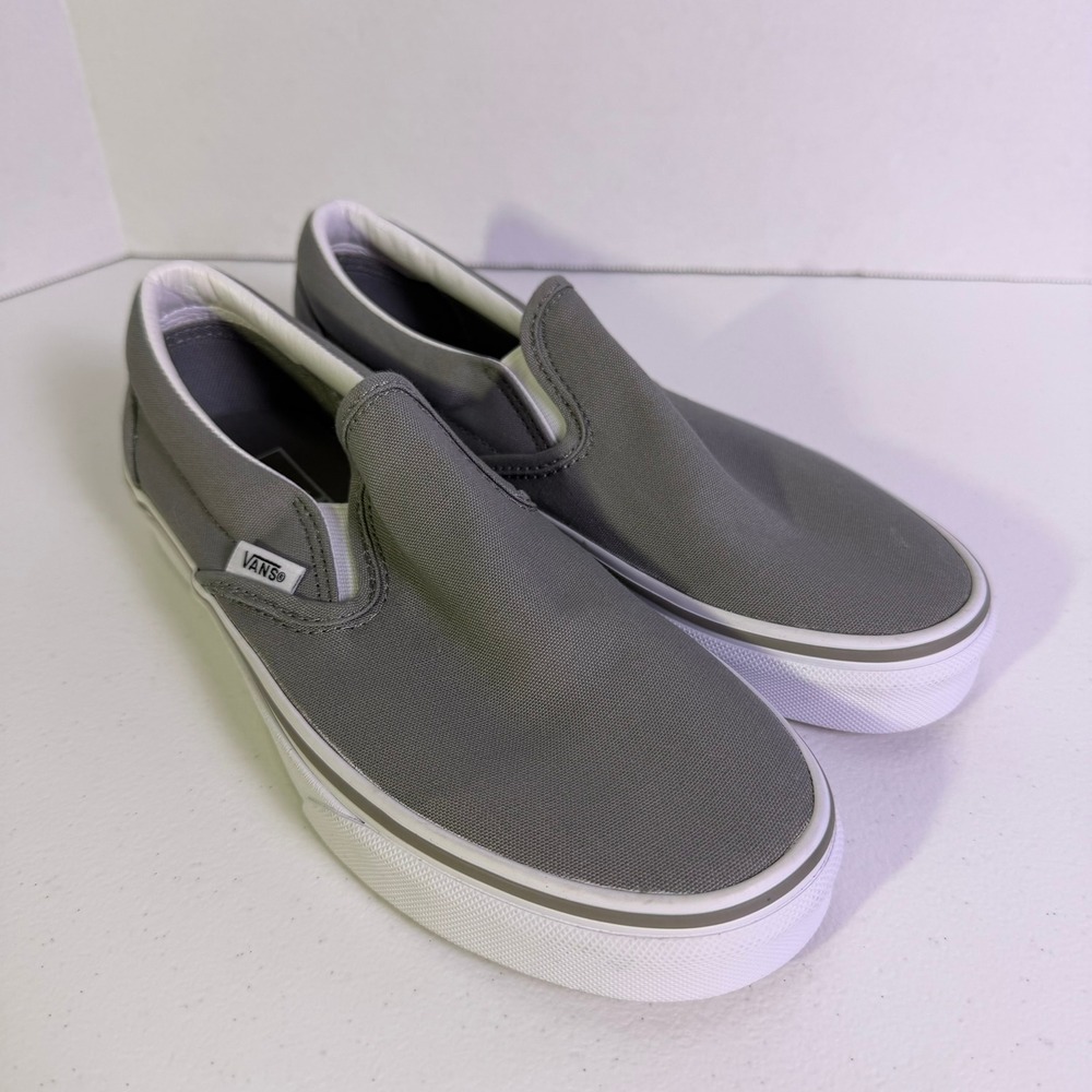 Vans Classic Slip-On Canvas Sneakers Gray Mens 5.5 Womens 7.0